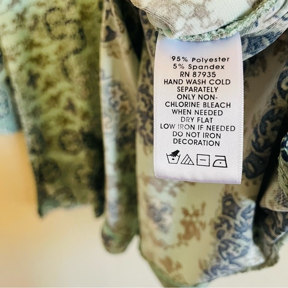 Susan Graver Women's Patterned mint green top size M spring feminine gma core - Picture 5 of 7